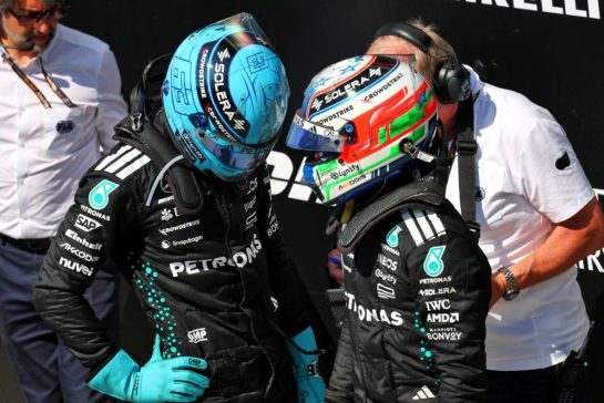 (L to R): Race winner George Russell (GBR) Mercedes AMG F1 and third placed team mate Andrea Kimi Antonelli (ITA) Mercedes AMG F1 celebrate in parc ferme.
15.06.2025. Formula 1 World Championship, Rd 10, Canadian Grand Prix, Montreal, Canada, Race Day.
- www.xpbimages.com, EMail: requests@xpbimages.com © Copyright: Batchelor / XPB Images