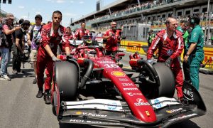 Rosberg says Ferrari plotting dramatic operational skake-up