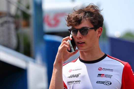 Oliver Bearman (GBR) Haas F1 Team.
26.06.2025. Formula 1 World Championship, Rd 11, Austrian Grand Prix, Spielberg, Austria, Preparation Day.
- www.xpbimages.com, EMail: requests@xpbimages.com © Copyright: Batchelor / XPB Images