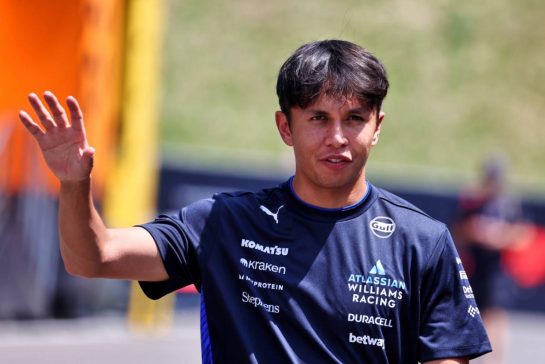 Alexander Albon (THA) Atlassian Williams Racing.
26.06.2025. Formula 1 World Championship, Rd 11, Austrian Grand Prix, Spielberg, Austria, Preparation Day.
- www.xpbimages.com, EMail: requests@xpbimages.com © Copyright: Moy / XPB Images