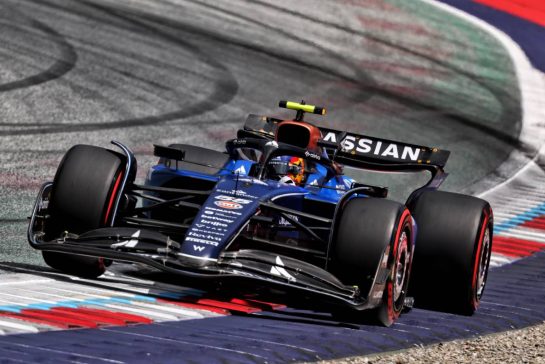Carlos Sainz (ESP) Atlassian Williams Racing FW47.
28.06.2025. Formula 1 World Championship, Rd 11, Austrian Grand Prix, Spielberg, Austria, Qualifying Day.
- www.xpbimages.com, EMail: requests@xpbimages.com © Copyright: Batchelor / XPB Images