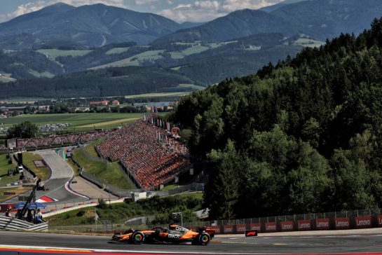 Oscar Piastri (AUS) McLaren MCL39.
29.06.2025. Formula 1 World Championship, Rd 11, Austrian Grand Prix, Spielberg, Austria, Race Day.
- www.xpbimages.com, EMail: requests@xpbimages.com © Copyright: Charniaux / XPB Images