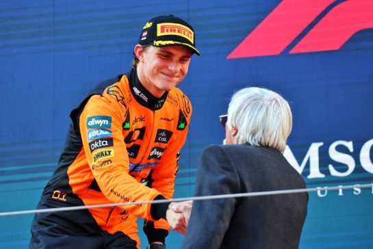 Oscar Piastri (AUS) McLaren celebrates his second position on the podium with Bernie Ecclestone (GBR).
29.06.2025. Formula 1 World Championship, Rd 11, Austrian Grand Prix, Spielberg, Austria, Race Day.
- www.xpbimages.com, EMail: requests@xpbimages.com © Copyright: Batchelor / XPB Images