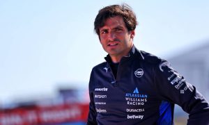 Sainz reaffirms commitment to Williams amid Red Bull rumors
