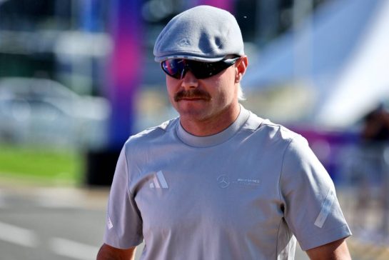 Valtteri Bottas (FIN) Mercedes AMG F1 Reserve Driver.
03.07.2025. Formula 1 World Championship, Rd 12, British Grand Prix, Silverstone, England, Preparation Day.
- www.xpbimages.com, EMail: requests@xpbimages.com © Copyright: Moy / XPB Images