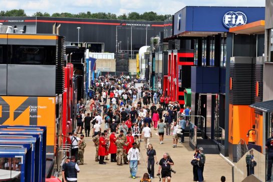 Paddock atmosphere.
03.07.2025. Formula 1 World Championship, Rd 12, British Grand Prix, Silverstone, England, Preparation Day.
- www.xpbimages.com, EMail: requests@xpbimages.com © Copyright: Moy / XPB Images