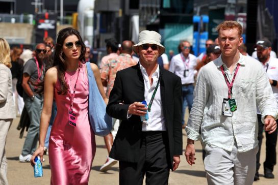 Paul Stewart (GBR) (Centre).
04.07.2025. Formula 1 World Championship, Rd 12, British Grand Prix, Silverstone, England, Practice Day.
- www.xpbimages.com, EMail: requests@xpbimages.com © Copyright: Moy / XPB Images