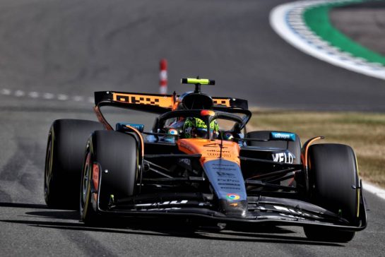 Lando Norris (GBR) McLaren MCL39.
04.07.2025. Formula 1 World Championship, Rd 12, British Grand Prix, Silverstone, England, Practice Day.
- www.xpbimages.com, EMail: requests@xpbimages.com © Copyright: Moy / XPB Images