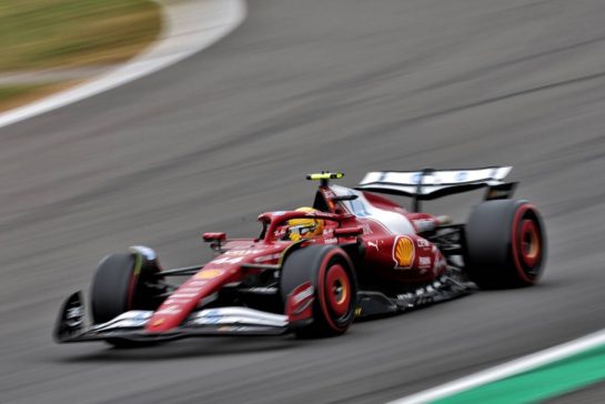Lewis Hamilton (GBR) Ferrari SF-25.
05.07.2025. Formula 1 World Championship, Rd 12, British Grand Prix, Silverstone, England, Qualifying Day.
- www.xpbimages.com, EMail: requests@xpbimages.com © Copyright: Bearne / XPB Images
