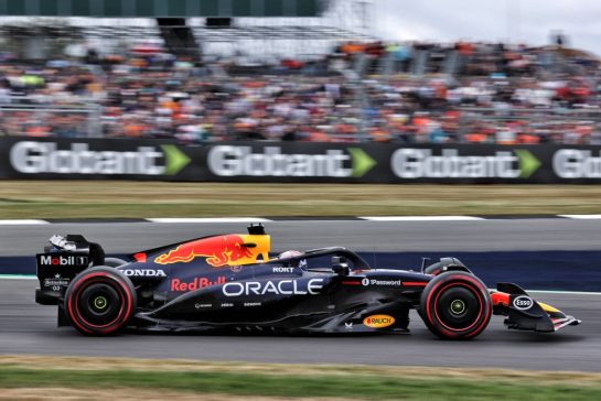 Max Verstappen (NLD) Red Bull Racing RB21.
05.07.2025. Formula 1 World Championship, Rd 12, British Grand Prix, Silverstone, England, Qualifying Day.
- www.xpbimages.com, EMail: requests@xpbimages.com © Copyright: Davenport / XPB Images
