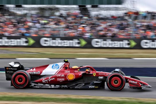 Lewis Hamilton (GBR) Ferrari SF-25.
05.07.2025. Formula 1 World Championship, Rd 12, British Grand Prix, Silverstone, England, Qualifying Day.
- www.xpbimages.com, EMail: requests@xpbimages.com © Copyright: Davenport / XPB Images