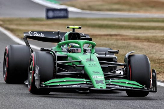 Gabriel Bortoleto (BRA) Sauber C45.
05.07.2025. Formula 1 World Championship, Rd 12, British Grand Prix, Silverstone, England, Qualifying Day.
- www.xpbimages.com, EMail: requests@xpbimages.com © Copyright: Davenport / XPB Images