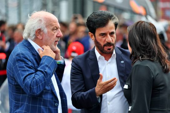 (L to R): David Richards (GBR) Prodrive Chairman with Mohammed Bin Sulayem (UAE) FIA President on the grid.
06.07.2025. Formula 1 World Championship, Rd 12, British Grand Prix, Silverstone, England, Race Day.
- www.xpbimages.com, EMail: requests@xpbimages.com © Copyright: Batchelor / XPB Images