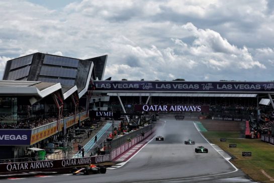 Yuki Tsunoda (JPN) Red Bull Racing RB21.
06.07.2025. Formula 1 World Championship, Rd 12, British Grand Prix, Silverstone, England, Race Day.
- www.xpbimages.com, EMail: requests@xpbimages.com © Copyright: Batchelor / XPB Images