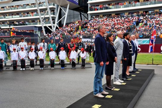 Stefano Domenicali (ITA) Formula One President and CEO and Mohammed Bin Sulayem (UAE) FIA President as the grid observes the national anthem.
06.07.2025. Formula 1 World Championship, Rd 12, British Grand Prix, Silverstone, England, Race Day.
- www.xpbimages.com, EMail: requests@xpbimages.com © Copyright: Batchelor / XPB Images