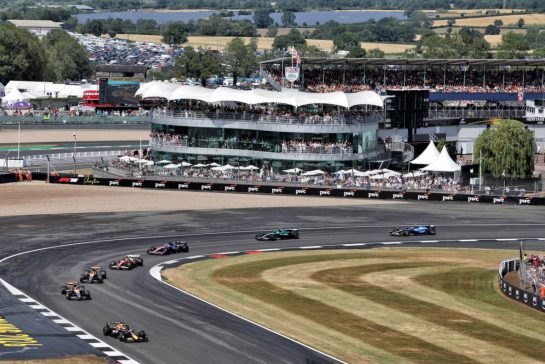 Max Verstappen (NLD) Red Bull Racing RB21.
06.07.2025. Formula 1 World Championship, Rd 12, British Grand Prix, Silverstone, England, Race Day.
- www.xpbimages.com, EMail: requests@xpbimages.com © Copyright: Bearne / XPB Images