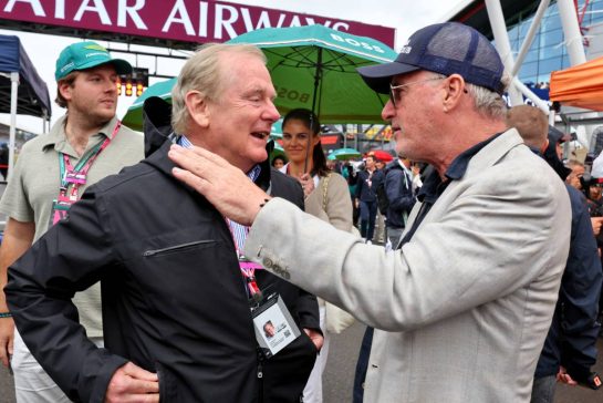 (L to R): Jonathan Palmer (GBR) with Eddie Irvine (GBR) on the grid.
06.07.2025. Formula 1 World Championship, Rd 12, British Grand Prix, Silverstone, England, Race Day.
- www.xpbimages.com, EMail: requests@xpbimages.com © Copyright: Moy / XPB Images