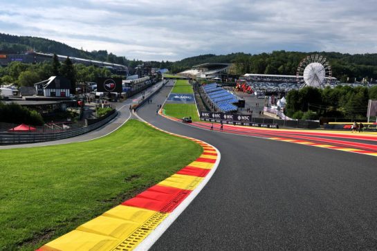 Circuit atmosphere - Eau Rouge.
24.07.2025. Formula 1 World Championship, Rd 13, Belgian Grand Prix, Spa Francorchamps, Belgium, Preparation Day.
- www.xpbimages.com, EMail: requests@xpbimages.com © Copyright: Moy / XPB Images