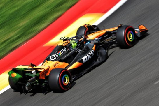 Lando Norris (GBR) McLaren MCL39.
25.07.2025. Formula 1 World Championship, Rd 13, Belgian Grand Prix, Spa Francorchamps, Belgium, Sprint Qualifying Day.
- www.xpbimages.com, EMail: requests@xpbimages.com © Copyright: Bearne / XPB Images