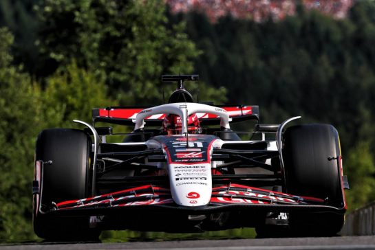 Esteban Ocon (FRA) Haas VF-25.
25.07.2025. Formula 1 World Championship, Rd 13, Belgian Grand Prix, Spa Francorchamps, Belgium, Sprint Qualifying Day.
- www.xpbimages.com, EMail: requests@xpbimages.com © Copyright: Batchelor / XPB Images