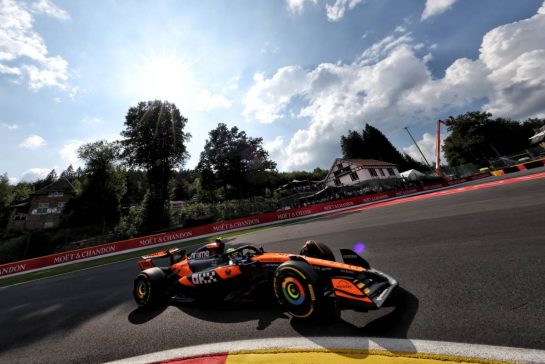 Lando Norris (GBR) McLaren MCL39.
25.07.2025. Formula 1 World Championship, Rd 13, Belgian Grand Prix, Spa Francorchamps, Belgium, Sprint Qualifying Day.
- www.xpbimages.com, EMail: requests@xpbimages.com © Copyright: Bearne / XPB Images