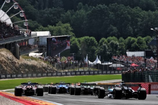 Lewis Hamilton (GBR) Ferrari SF-25 and Andrea Kimi Antonelli (ITA) Mercedes AMG F1 W16 at the start of the race.
26.07.2025. Formula 1 World Championship, Rd 13, Belgian Grand Prix, Spa Francorchamps, Belgium, Sprint and Qualifying Day.
- www.xpbimages.com, EMail: requests@xpbimages.com © Copyright: Batchelor / XPB Images