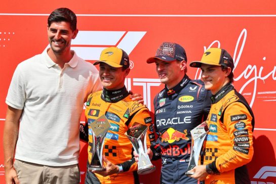 Sprint top three in parc ferme (L to R): Thibaut Courtois (BEL) Real Madrid Goalkeeper; Lando Norris (GBR) McLaren, third; Max Verstappen (NLD) Red Bull Racing, race winner; Oscar Piastri (AUS) McLaren, second.
26.07.2025. Formula 1 World Championship, Rd 13, Belgian Grand Prix, Spa Francorchamps, Belgium, Sprint and Qualifying Day.
- www.xpbimages.com, EMail: requests@xpbimages.com © Copyright: Batchelor / XPB Images