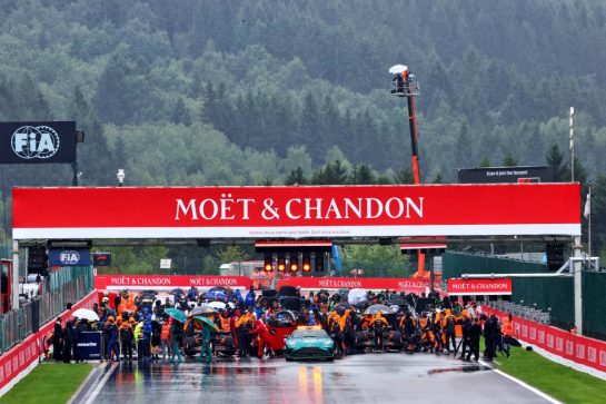 The grid before the start of the race.
27.07.2025. Formula 1 World Championship, Rd 13, Belgian Grand Prix, Spa Francorchamps, Belgium, Race Day.
- www.xpbimages.com, EMail: requests@xpbimages.com © Copyright: Batchelor / XPB Images