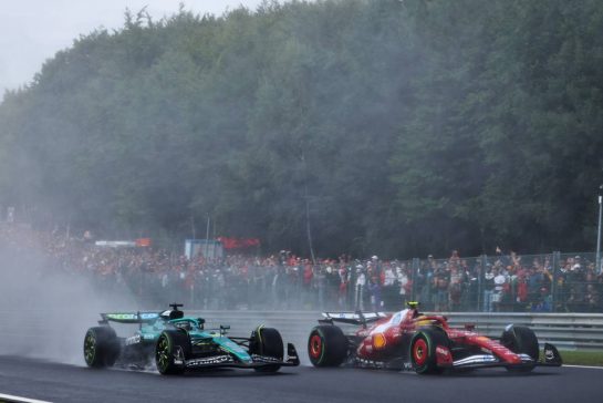 Lance Stroll (CDN) Aston Martin F1 Team AMR25 and Lewis Hamilton (GBR) Ferrari SF-25 battle for position.
27.07.2025. Formula 1 World Championship, Rd 13, Belgian Grand Prix, Spa Francorchamps, Belgium, Race Day.
- www.xpbimages.com, EMail: requests@xpbimages.com © Copyright: Bearne / XPB Images