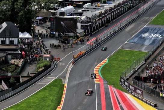 Lewis Hamilton (GBR) Ferrari SF-25.
27.07.2025. Formula 1 World Championship, Rd 13, Belgian Grand Prix, Spa Francorchamps, Belgium, Race Day.
- www.xpbimages.com, EMail: requests@xpbimages.com © Copyright: Moy / XPB Images