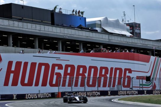 Carlos Sainz (ESP) Atlassian Williams Racing FW47.
01.08.2025. Formula 1 World Championship, Rd 14, Hungarian Grand Prix, Budapest, Hungary, Practice Day.
- www.xpbimages.com, EMail: requests@xpbimages.com © Copyright: Moy / XPB Images