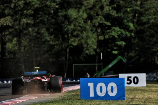 Lewis Hamilton (GBR) Ferrari SF-25.
01.08.2025. Formula 1 World Championship, Rd 14, Hungarian Grand Prix, Budapest, Hungary, Practice Day.
- www.xpbimages.com, EMail: requests@xpbimages.com © Copyright: Moy / XPB Images