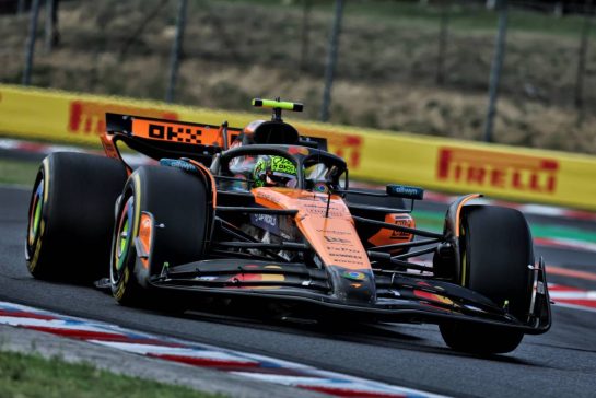Lando Norris (GBR) McLaren MCL39.
01.08.2025. Formula 1 World Championship, Rd 14, Hungarian Grand Prix, Budapest, Hungary, Practice Day.
- www.xpbimages.com, EMail: requests@xpbimages.com © Copyright: Moy / XPB Images