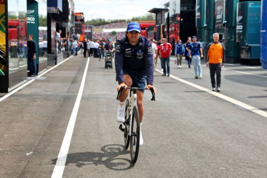 Carlos Sainz (ESP) Atlassian Williams Racing.
03.08.2025. Formula 1 World Championship, Rd 14, Hungarian Grand Prix, Budapest, Hungary, Race Day.
- www.xpbimages.com, EMail: requests@xpbimages.com © Copyright: Bearne / XPB Images