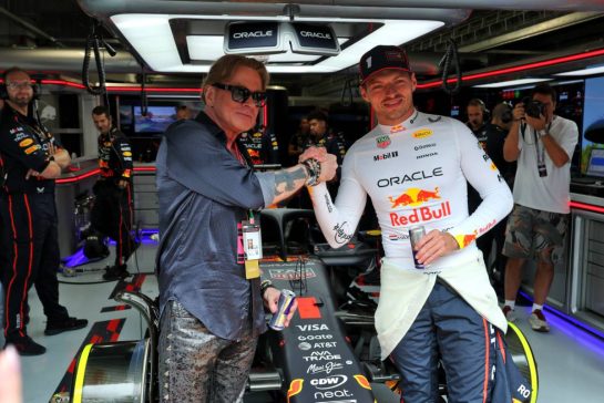 (L to R): Axl Rose (USA) Singer with Max Verstappen (NLD) Red Bull Racing.
03.08.2025. Formula 1 World Championship, Rd 14, Hungarian Grand Prix, Budapest, Hungary, Race Day.
- www.xpbimages.com, EMail: requests@xpbimages.com © Copyright: Moy / XPB Images