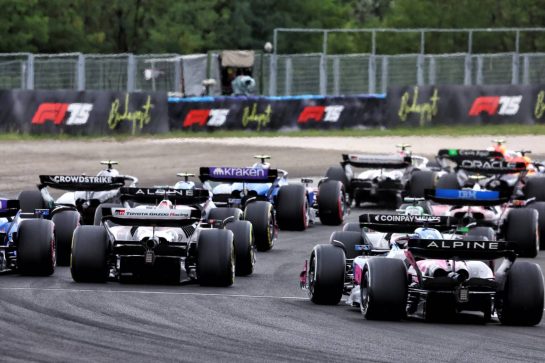 Esteban Ocon (FRA) Haas VF-25 and Pierre Gasly (FRA) Alpine F1 Team A525 at the start of the race.
03.08.2025. Formula 1 World Championship, Rd 14, Hungarian Grand Prix, Budapest, Hungary, Race Day.
- www.xpbimages.com, EMail: requests@xpbimages.com © Copyright: Charniaux / XPB Images