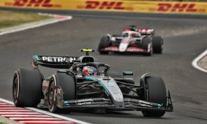 Wolff: 'Inconsistent' Mercedes car not helping Antonelli
