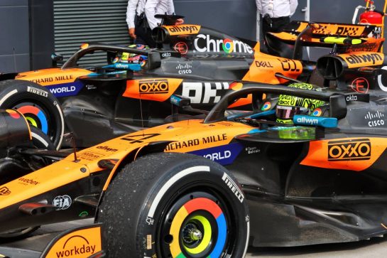 Race winner Lando Norris (GBR) McLaren MCL39 and second placed Oscar Piastri (AUS) McLaren in parc ferme.
03.08.2025. Formula 1 World Championship, Rd 14, Hungarian Grand Prix, Budapest, Hungary, Race Day.
- www.xpbimages.com, EMail: requests@xpbimages.com © Copyright: Batchelor / XPB Images