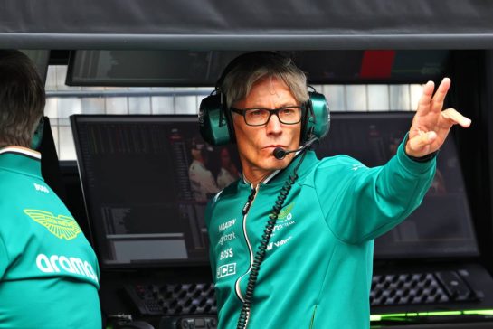 Mike Krack (LUX) Aston Martin F1 Team Chief Trackside Officer.
29.08.2025. Formula 1 World Championship, Rd 15, Dutch Grand Prix, Zandvoort, Netherlands, Practice Day.
- www.xpbimages.com, EMail: requests@xpbimages.com © Copyright: Batchelor / XPB Images