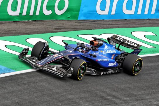 Alexander Albon (THA) Atlassian Williams Racing FW47.
29.08.2025. Formula 1 World Championship, Rd 15, Dutch Grand Prix, Zandvoort, Netherlands, Practice Day.
- www.xpbimages.com, EMail: requests@xpbimages.com © Copyright: Bearne / XPB Images