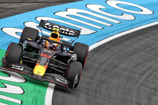 Yuki Tsunoda (JPN) Red Bull Racing RB21.
29.08.2025. Formula 1 World Championship, Rd 15, Dutch Grand Prix, Zandvoort, Netherlands, Practice Day.
- www.xpbimages.com, EMail: requests@xpbimages.com © Copyright: Bearne / XPB Images