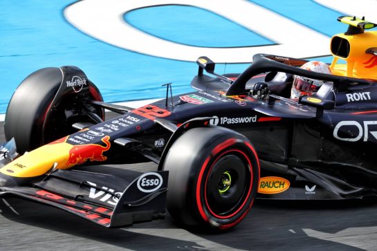 Yuki Tsunoda (JPN) Red Bull Racing RB21.
29.08.2025. Formula 1 World Championship, Rd 15, Dutch Grand Prix, Zandvoort, Netherlands, Practice Day.
- www.xpbimages.com, EMail: requests@xpbimages.com © Copyright: Miltenburg / XPB Images