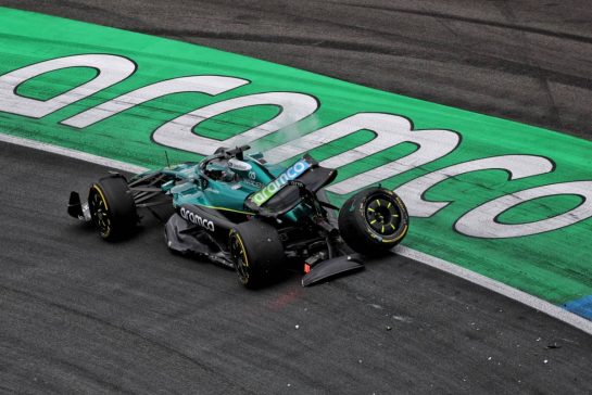Lance Stroll (CDN) Aston Martin F1 Team AMR25 crashed in the second practice session.
29.08.2025. Formula 1 World Championship, Rd 15, Dutch Grand Prix, Zandvoort, Netherlands, Practice Day.
- www.xpbimages.com, EMail: requests@xpbimages.com © Copyright: Moy / XPB Images