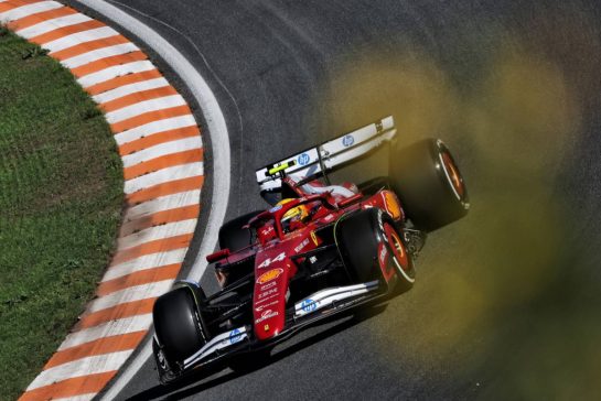 Lewis Hamilton (GBR) Ferrari SF-25.
30.08.2025. Formula 1 World Championship, Rd 15, Dutch Grand Prix, Zandvoort, Netherlands, Qualifying Day.
- www.xpbimages.com, EMail: requests@xpbimages.com © Copyright: Bearne / XPB Images