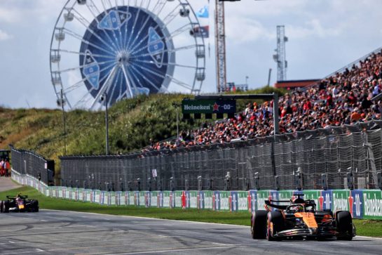 Oscar Piastri (AUS) McLaren MCL39.
30.08.2025. Formula 1 World Championship, Rd 15, Dutch Grand Prix, Zandvoort, Netherlands, Qualifying Day.
- www.xpbimages.com, EMail: requests@xpbimages.com © Copyright: Batchelor / XPB Images