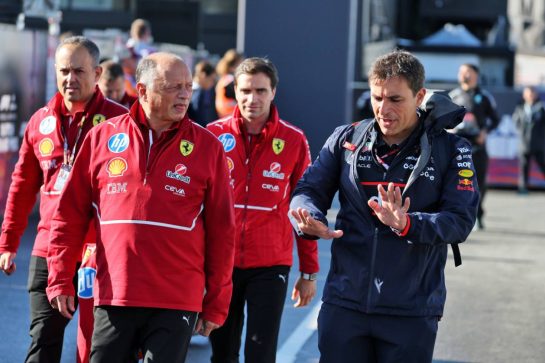 (L to R): Frederic Vasseur (FRA) Ferrari Team Principal with Pierre Wache (FRA) Red Bull Racing Technical Director.
31.08.2025. Formula 1 World Championship, Rd 15, Dutch Grand Prix, Zandvoort, Netherlands, Race Day.
- www.xpbimages.com, EMail: requests@xpbimages.com © Copyright: Moy / XPB Images