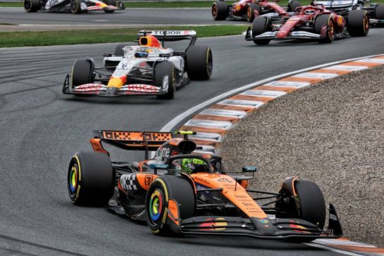 Lando Norris (GBR) McLaren MCL39.
31.08.2025. Formula 1 World Championship, Rd 15, Dutch Grand Prix, Zandvoort, Netherlands, Race Day.
- www.xpbimages.com, EMail: requests@xpbimages.com © Copyright: Charniaux / XPB Images