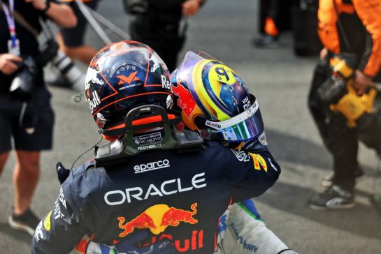 Isack Hadjar (FRA) Racing Bulls celebrates his third position in parc ferme with second placed Max Verstappen (NLD) Red Bull Racing.
31.08.2025. Formula 1 World Championship, Rd 15, Dutch Grand Prix, Zandvoort, Netherlands, Race Day.
- www.xpbimages.com, EMail: requests@xpbimages.com © Copyright: Bearne / XPB Images