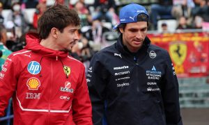 Villeneuve: Ferrari paying the price for letting Sainz go