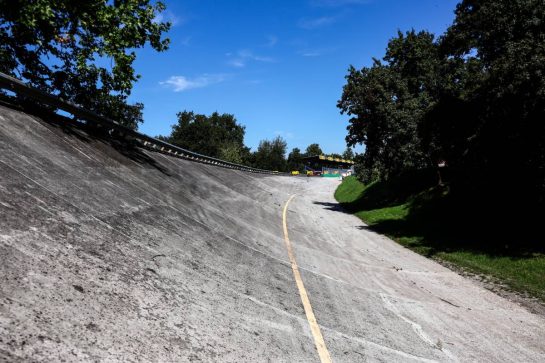 Track Atmosphere 
04.09.2025. Formula 1 World Championship, Rd 16, Italian Grand Prix, Monza, Italy, Preparation Day.
- www.xpbimages.com, EMail: requests@xpbimages.com © Copyright: Charniaux / XPB Images